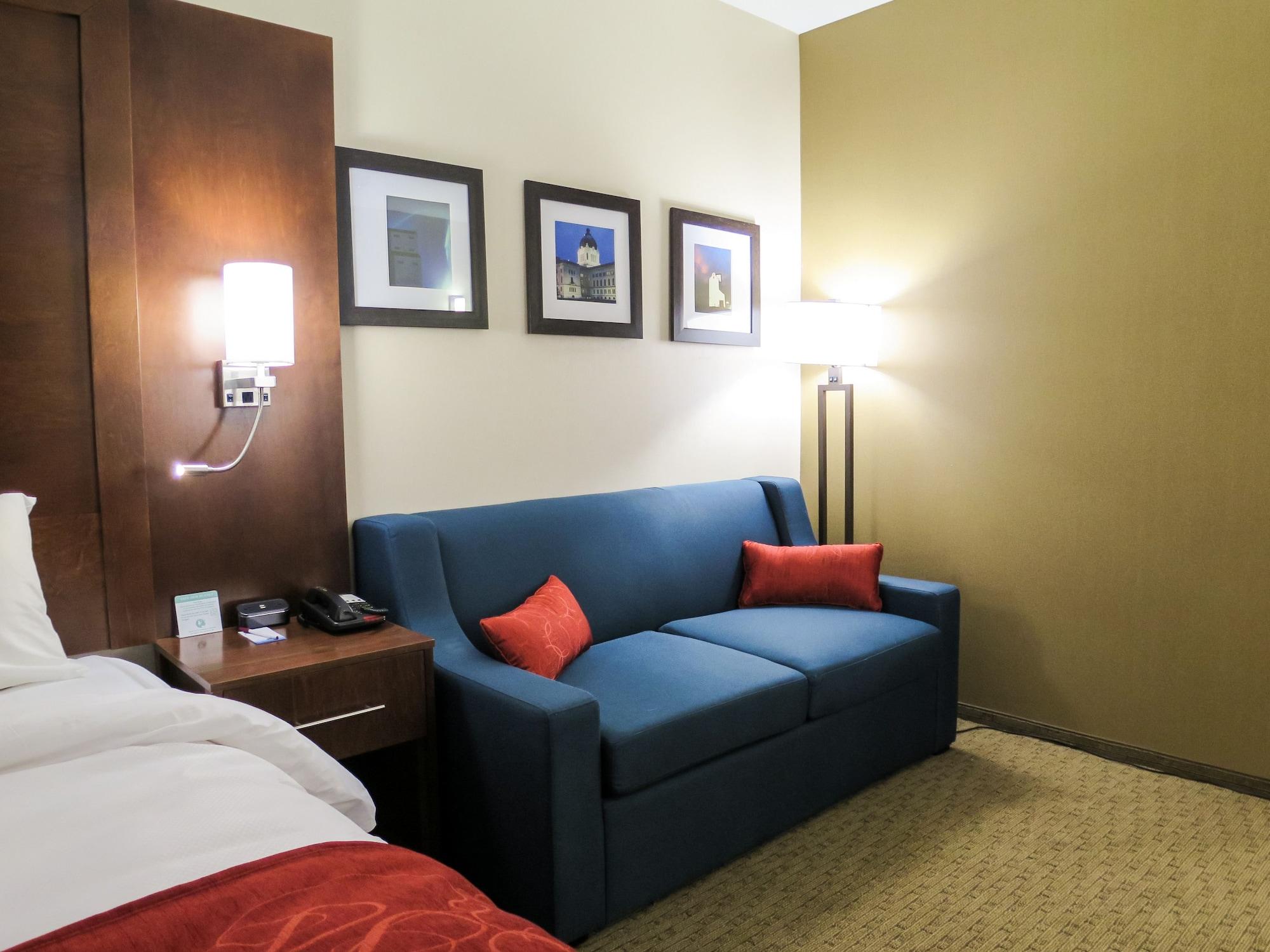 Comfort Suites Риджайна Экстерьер фото
