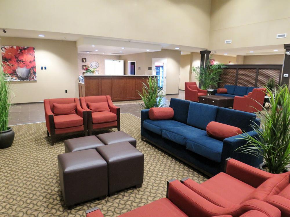 Comfort Suites Риджайна Экстерьер фото