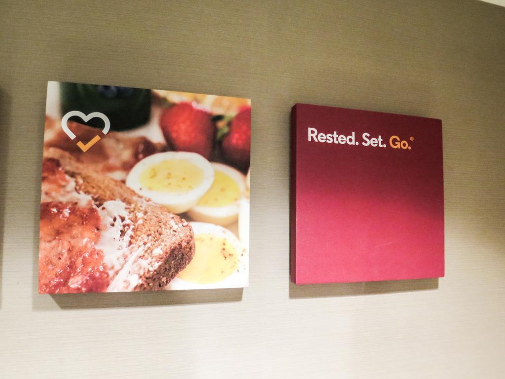 Comfort Suites Риджайна Экстерьер фото